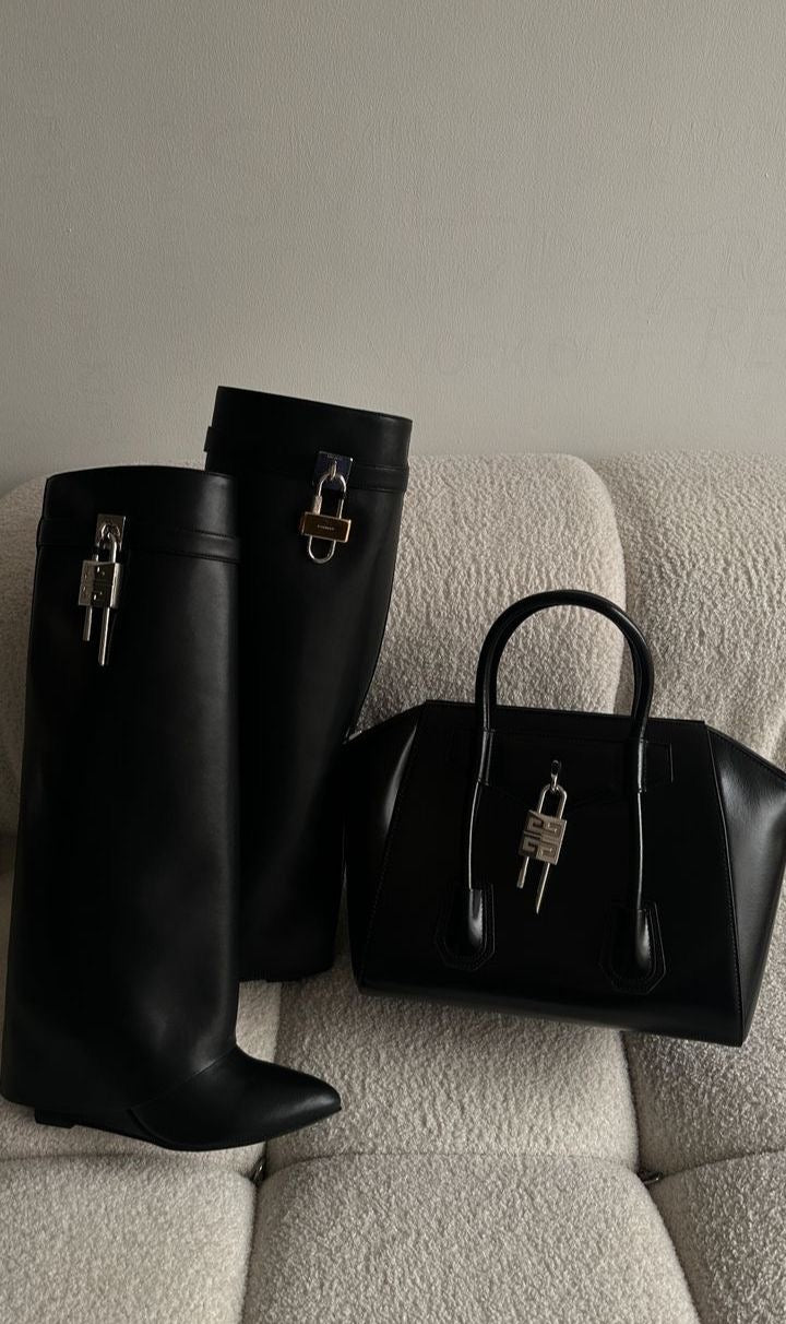 GIVENCHY