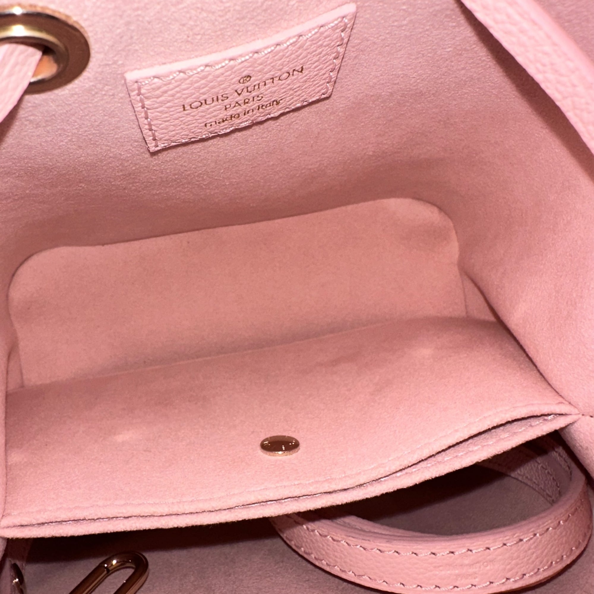 LOUIS VUITTON NÉONOÉ