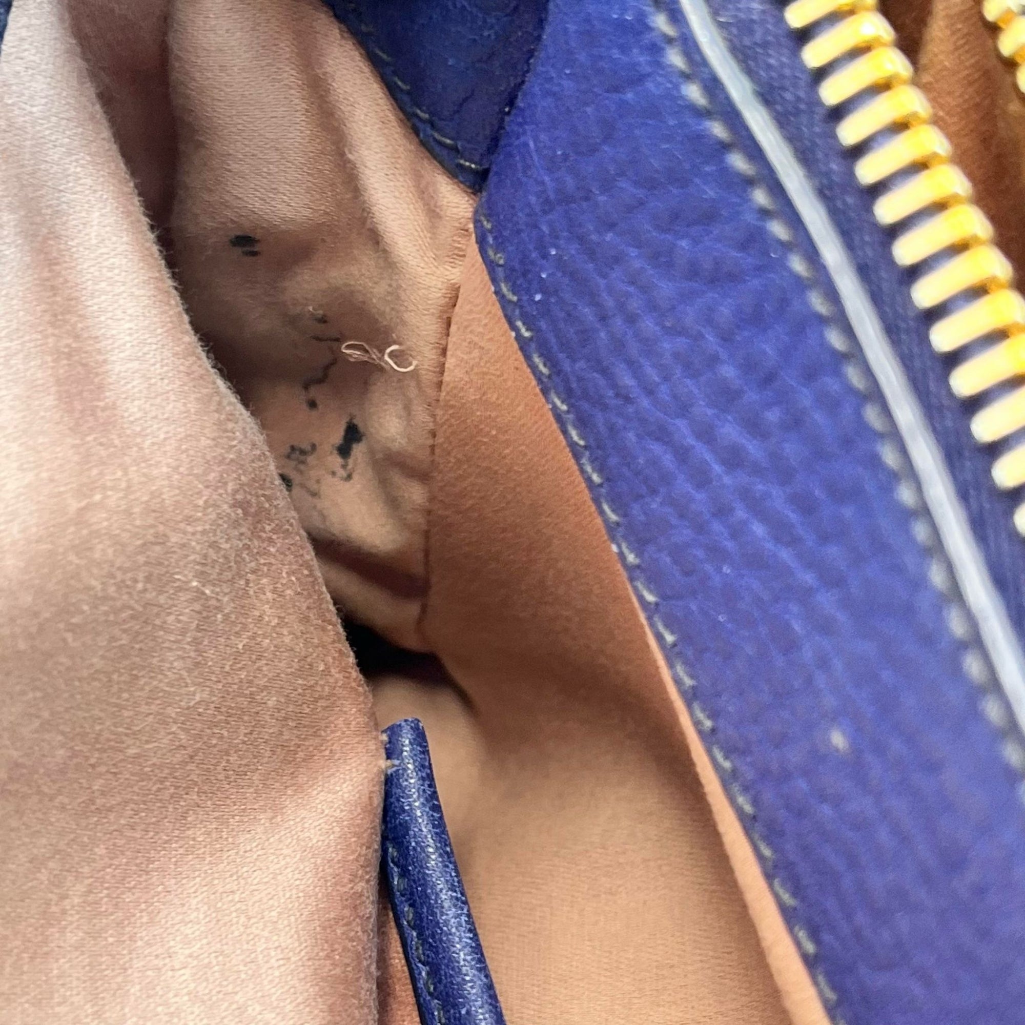MIU MIU TOTE BAG