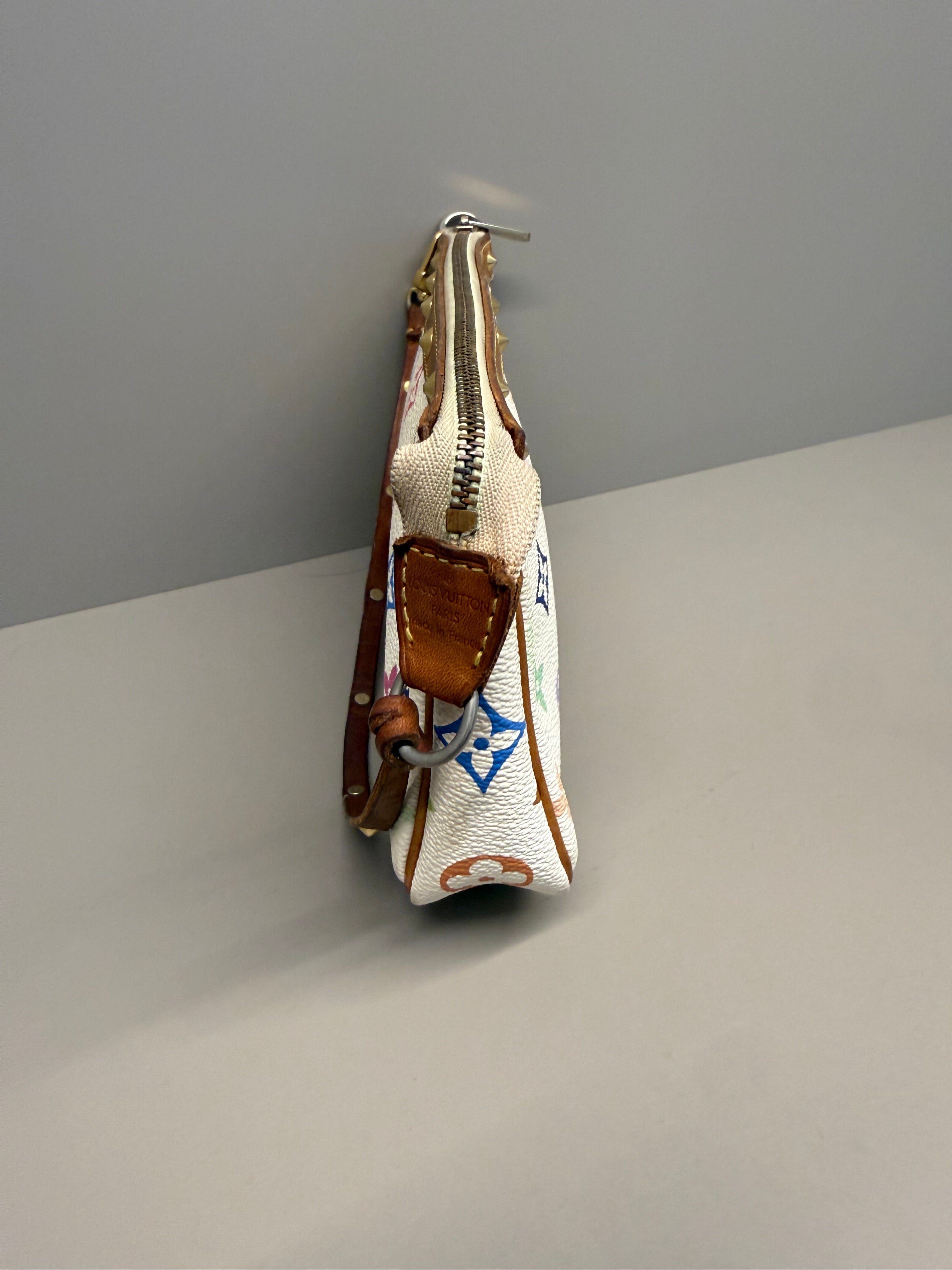LOUIS VUITTON ACCESSOIRES