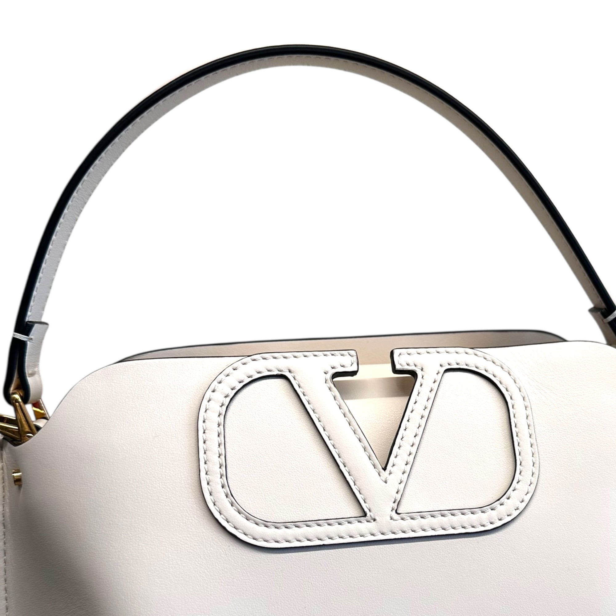 VALENTINO VLOGO