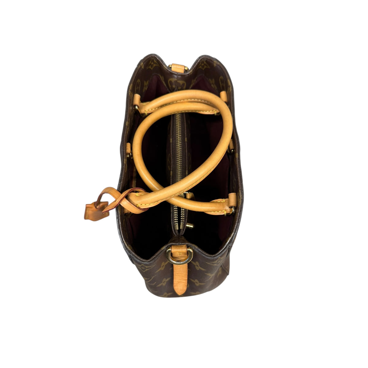 LOUIS VUITTON MONTAIGNE