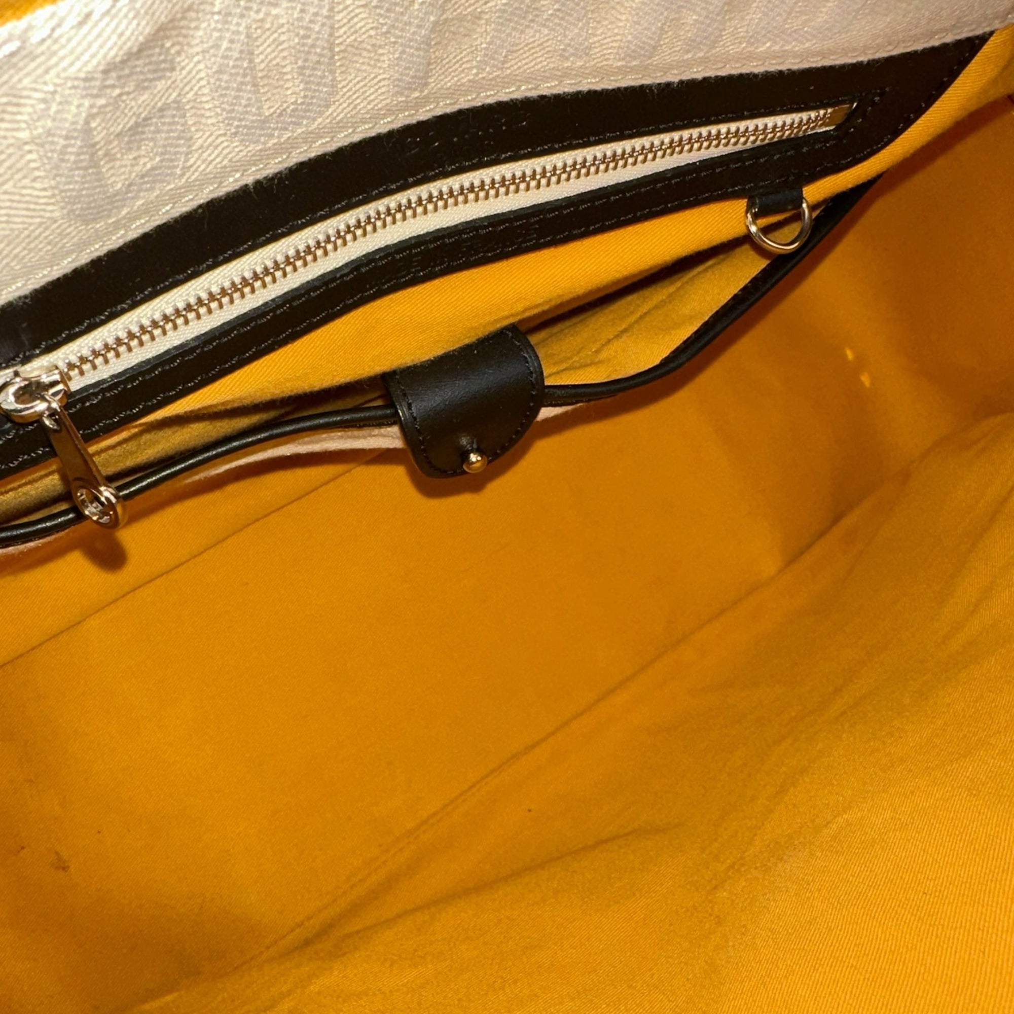 GOYARD JEANNE