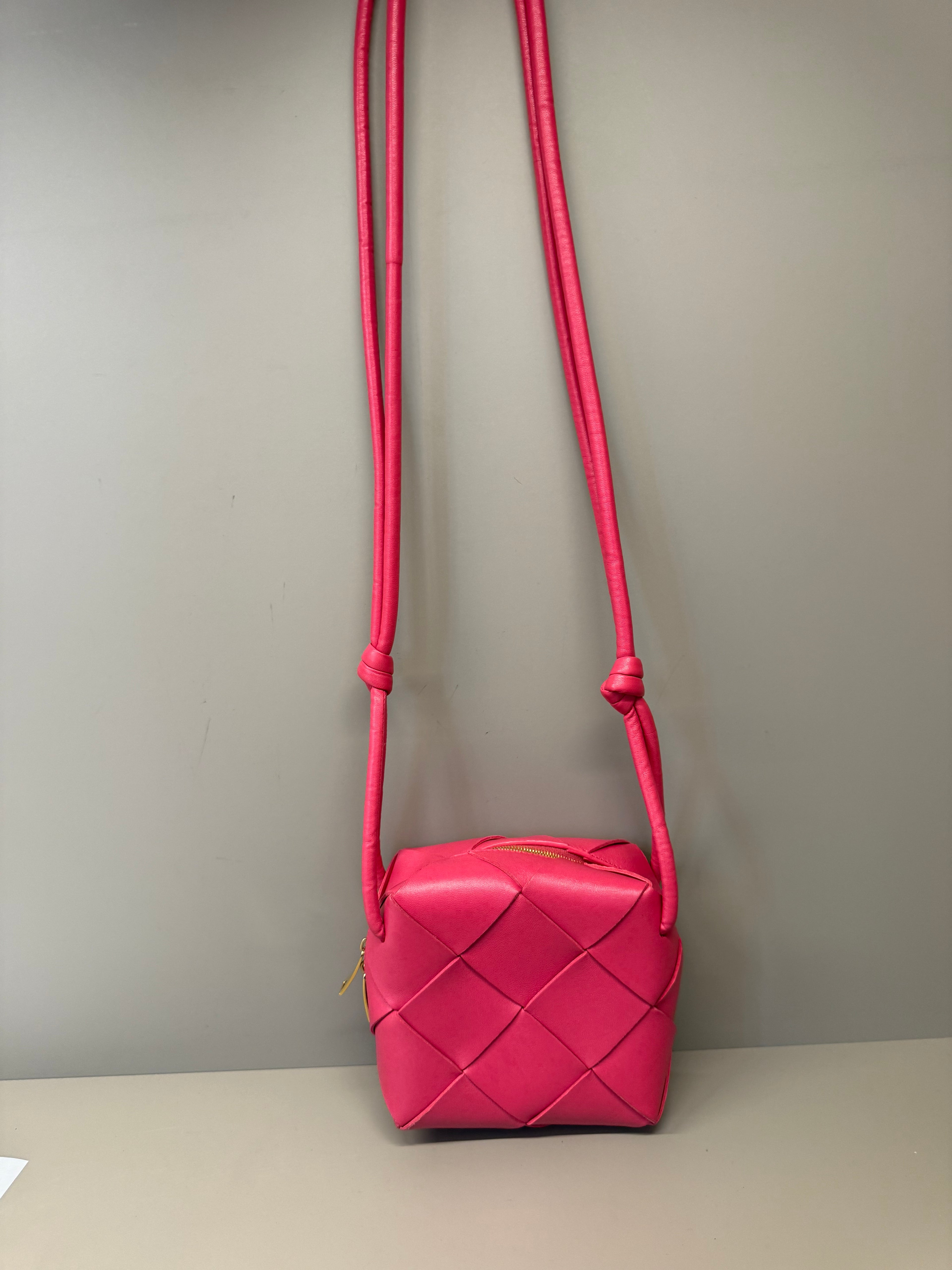 BOTTEGA VENETA BAG