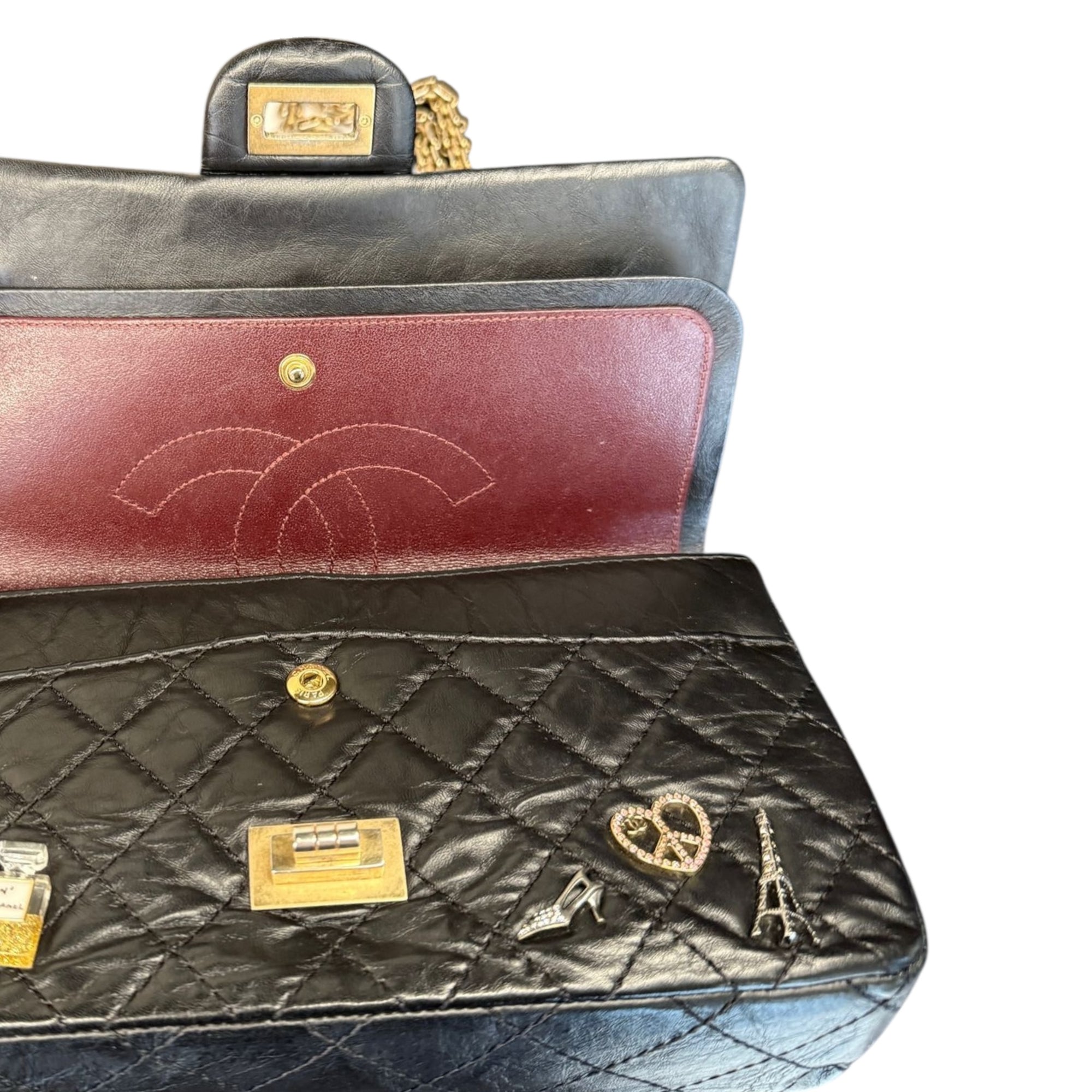CHANEL 2.55