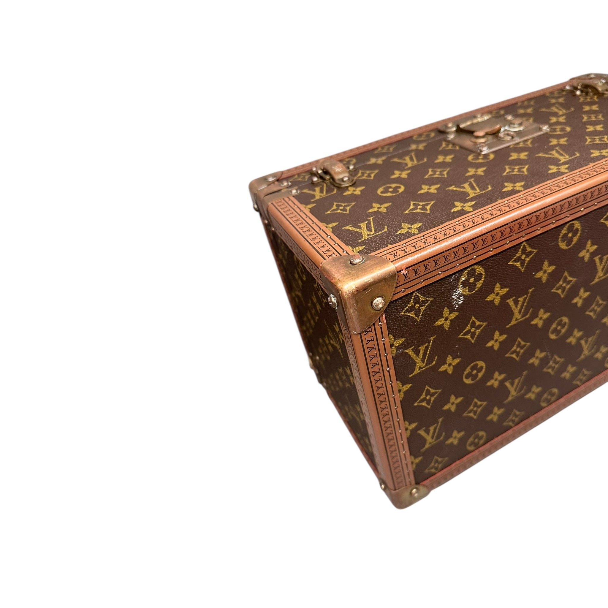 LOUIS VUITTON TROUSSE BOÎTE DE PHARMACIE