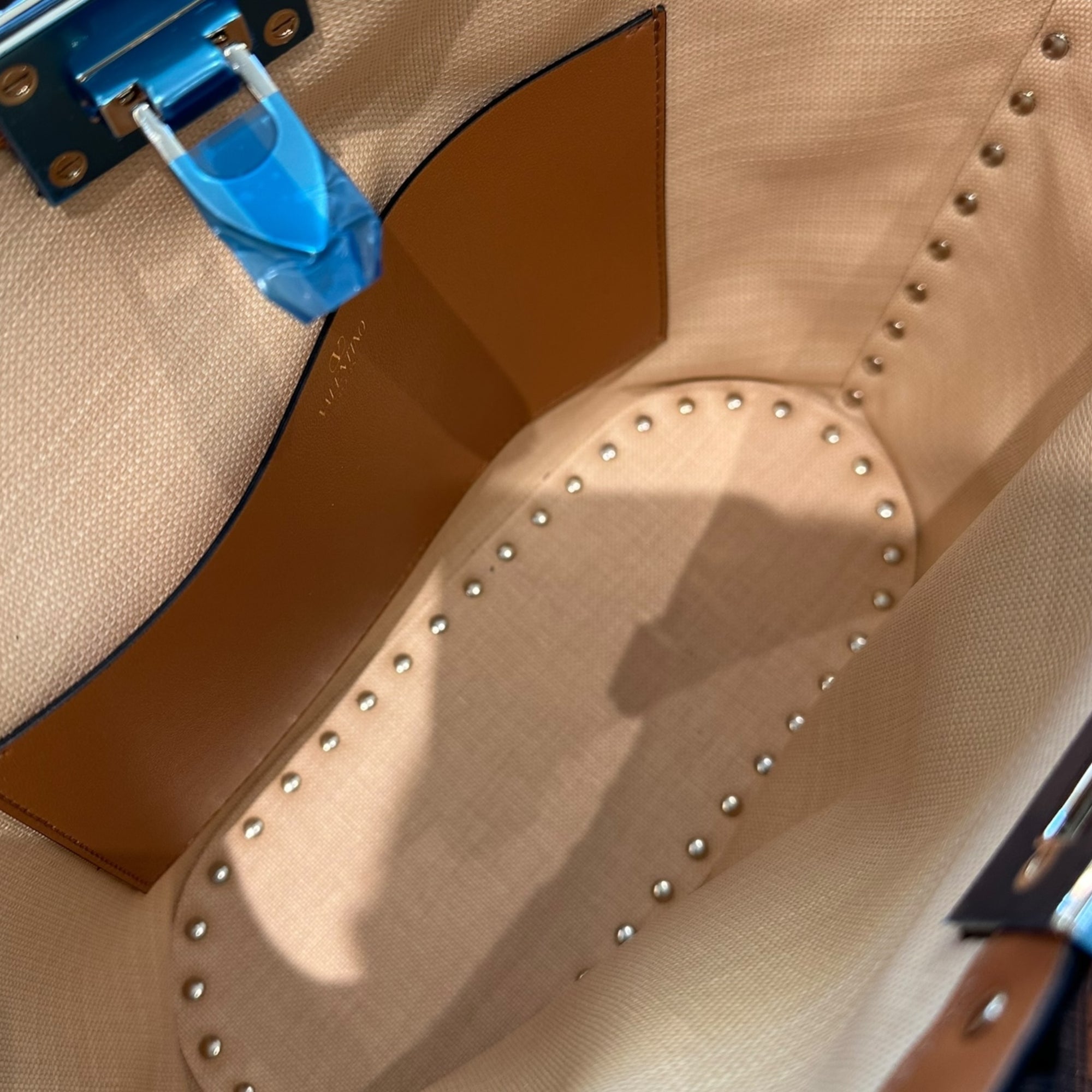 VALENTINO TOTE ROCKSTUD