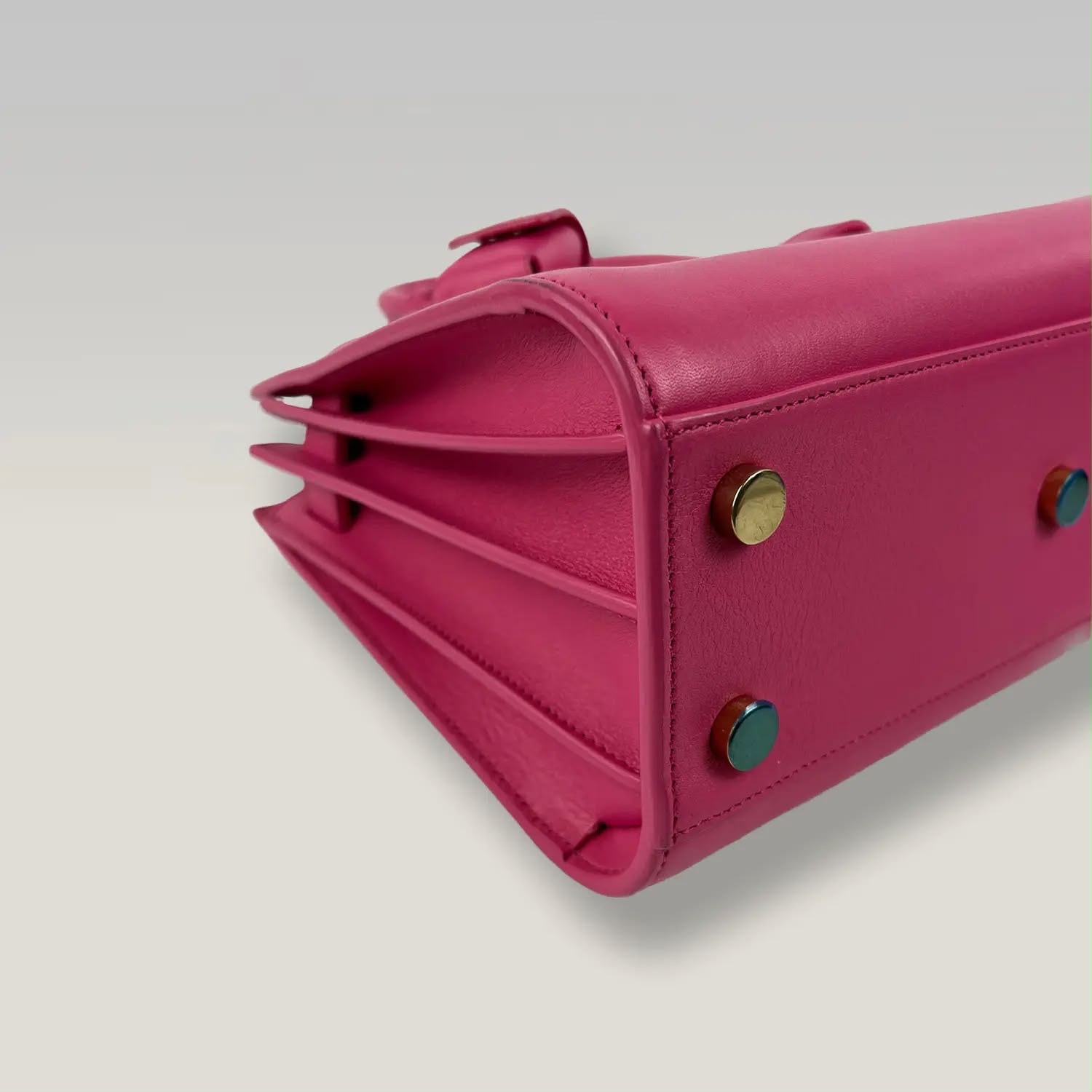 YSL SAC DE JOUR