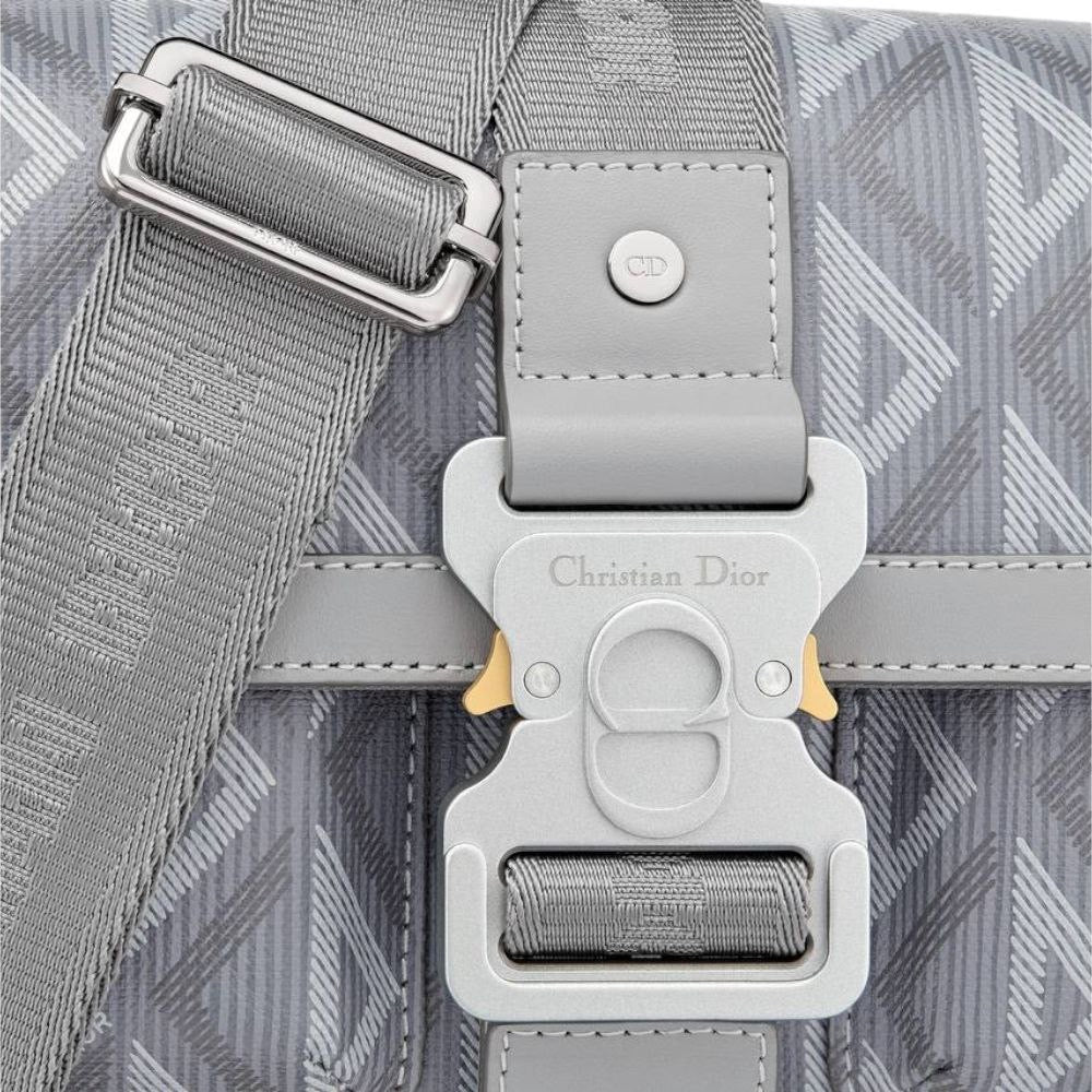 Dior Hot The Road Messenger
