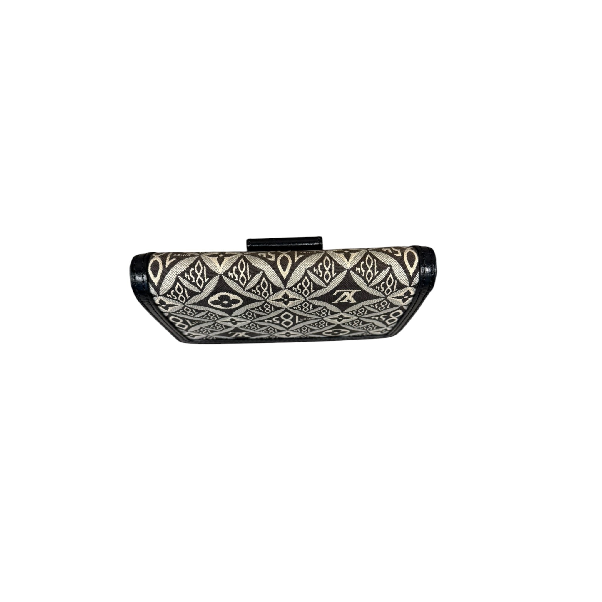Louis Vuitton Dauphine Chain Wallet