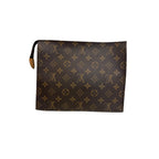LOUIS VUITTON POCHETTE TOILETTE 26