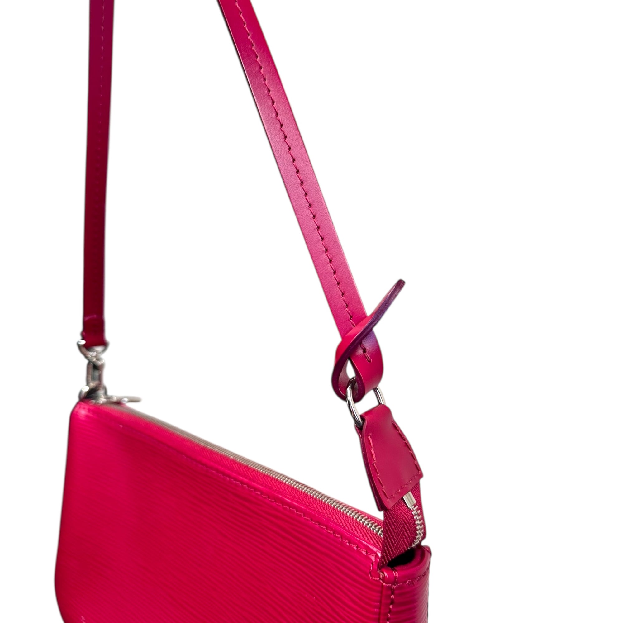 LOUIS VUITTON POCHETTE ACCESSOIRES