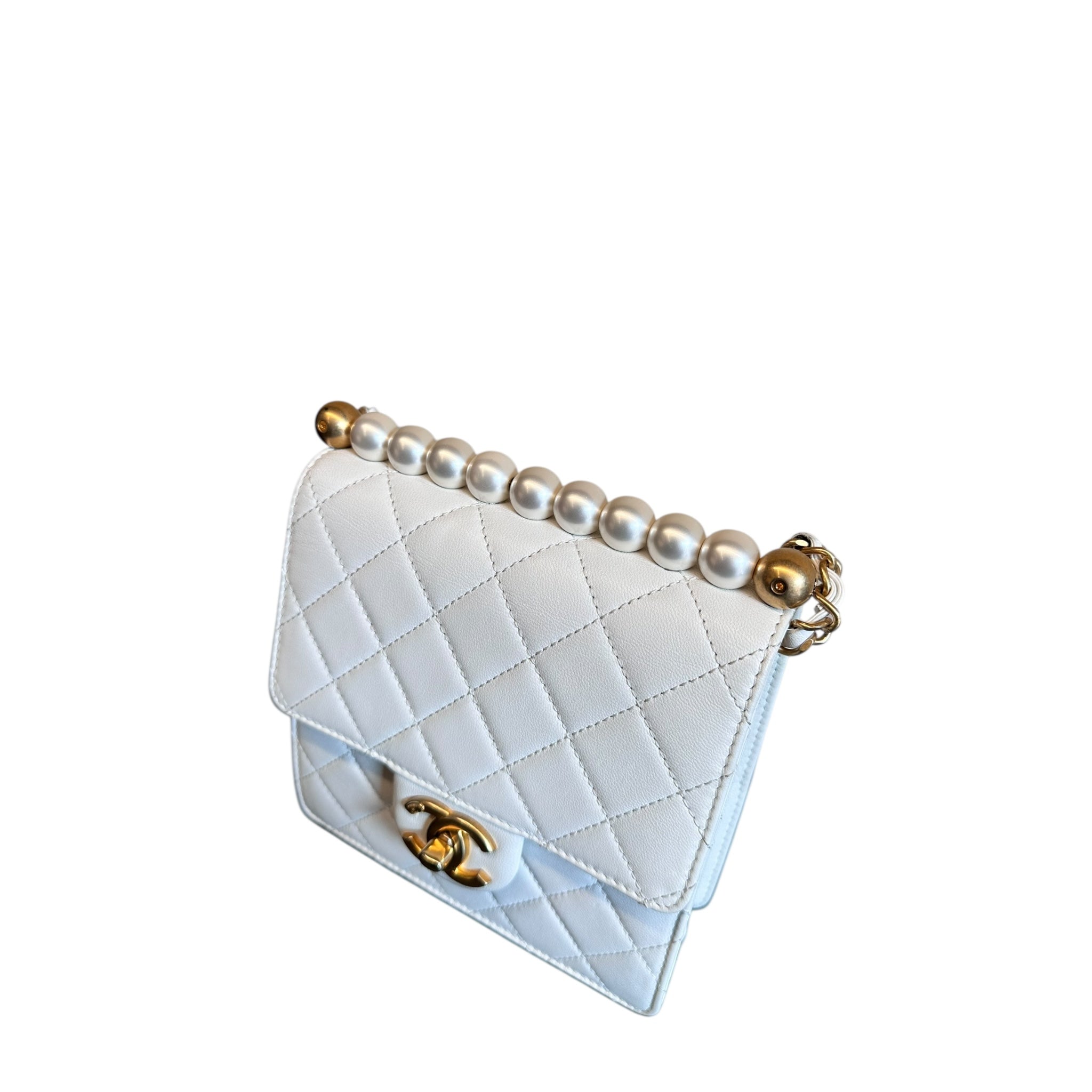 CHANEL CHIC PEARLS FLAP