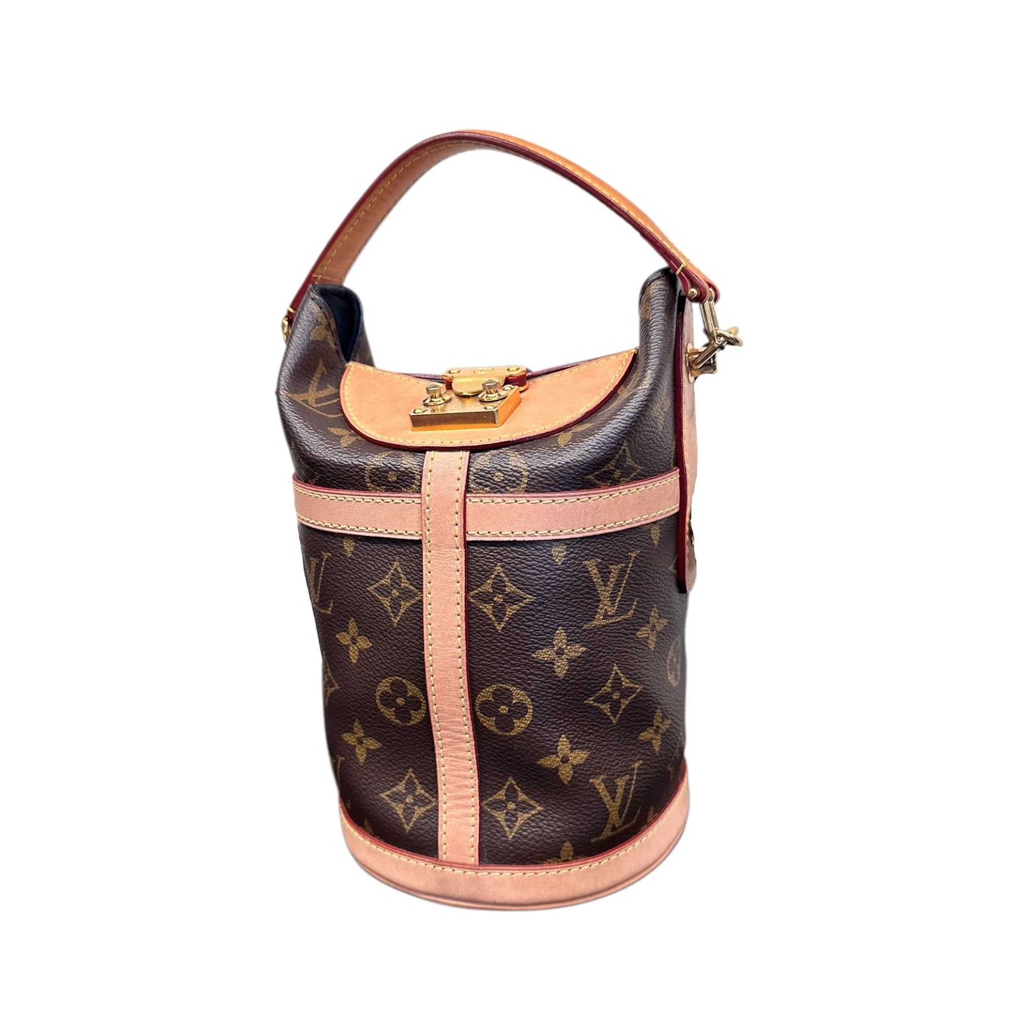 LOUIS VUITTON BUCKET BAG
