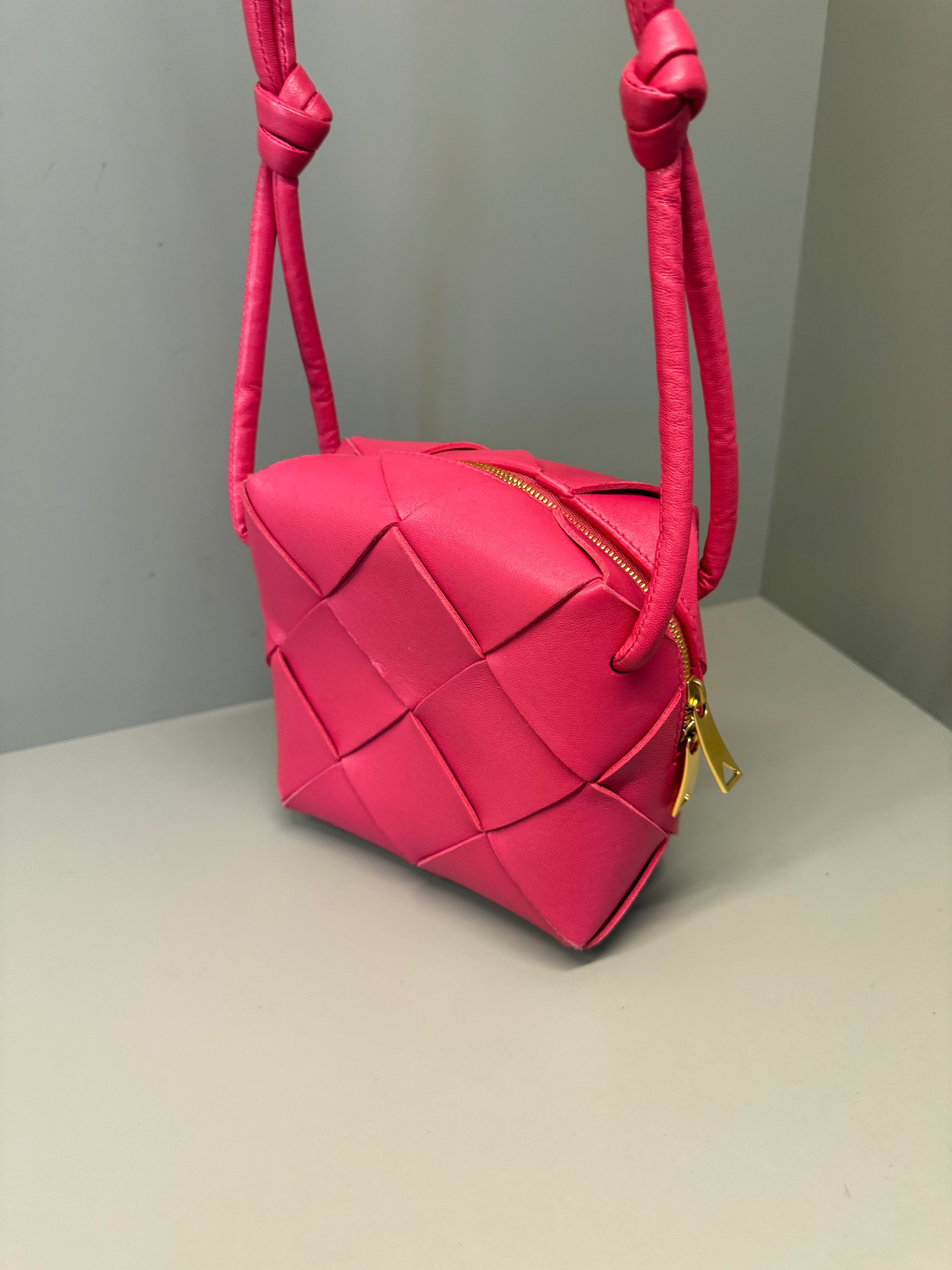 BOTTEGA VENETA BAG