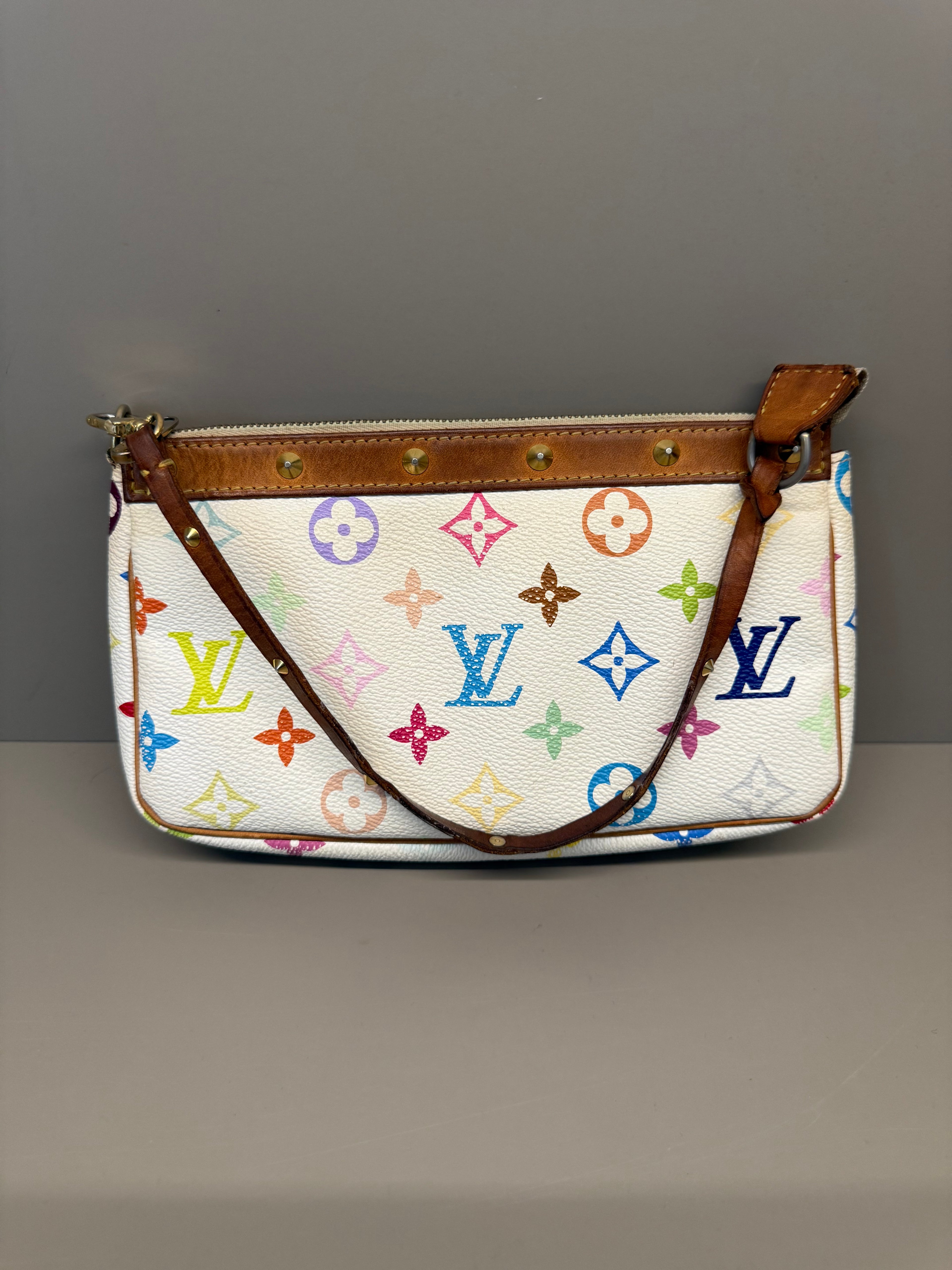 LOUIS VUITTON ACCESSOIRES