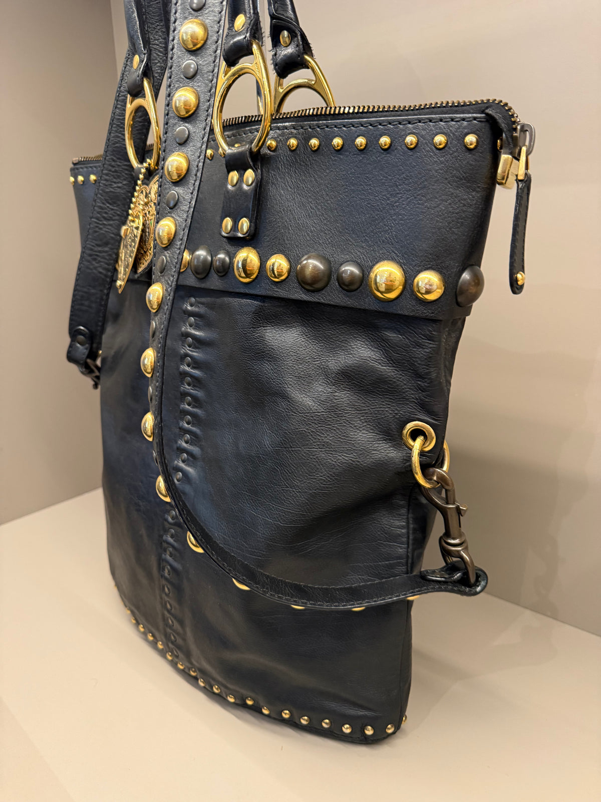 GUCCI BORSA LIMITED