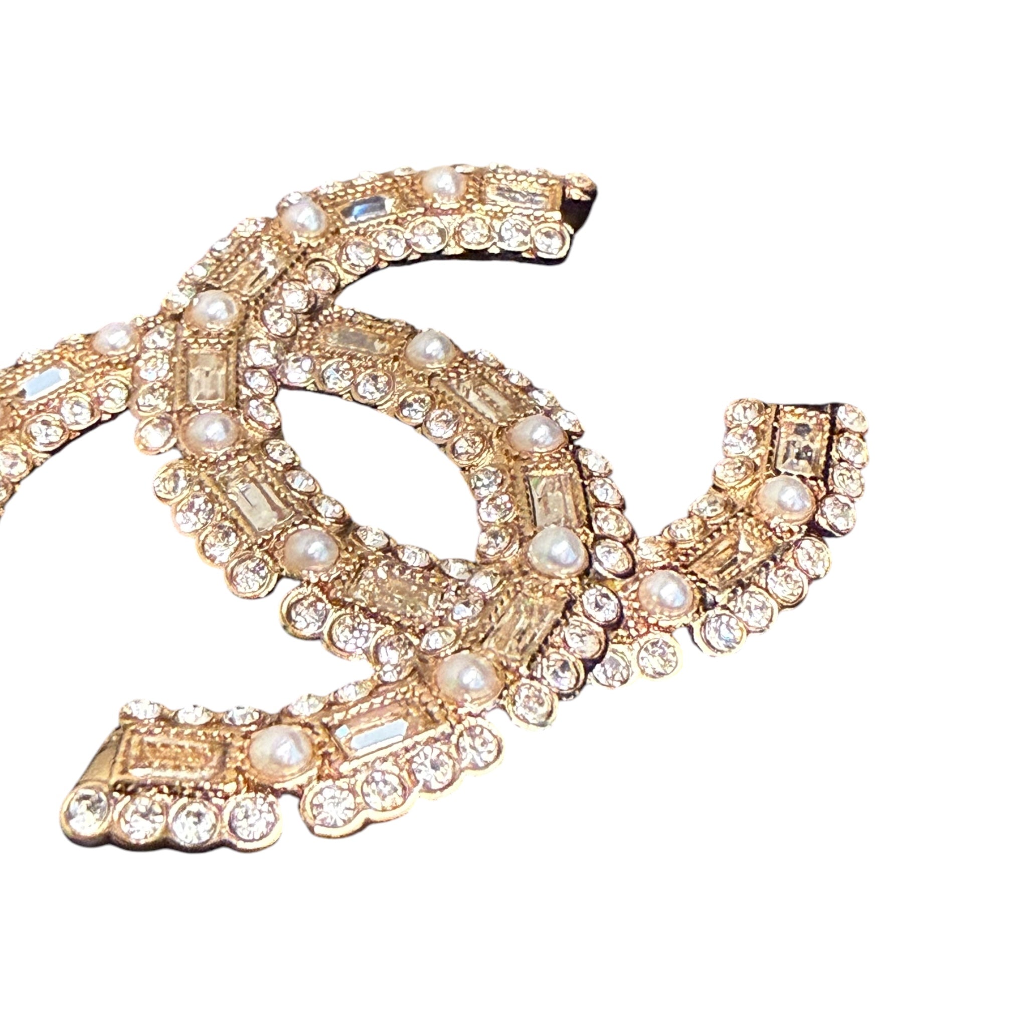 CHANEL SPILLA