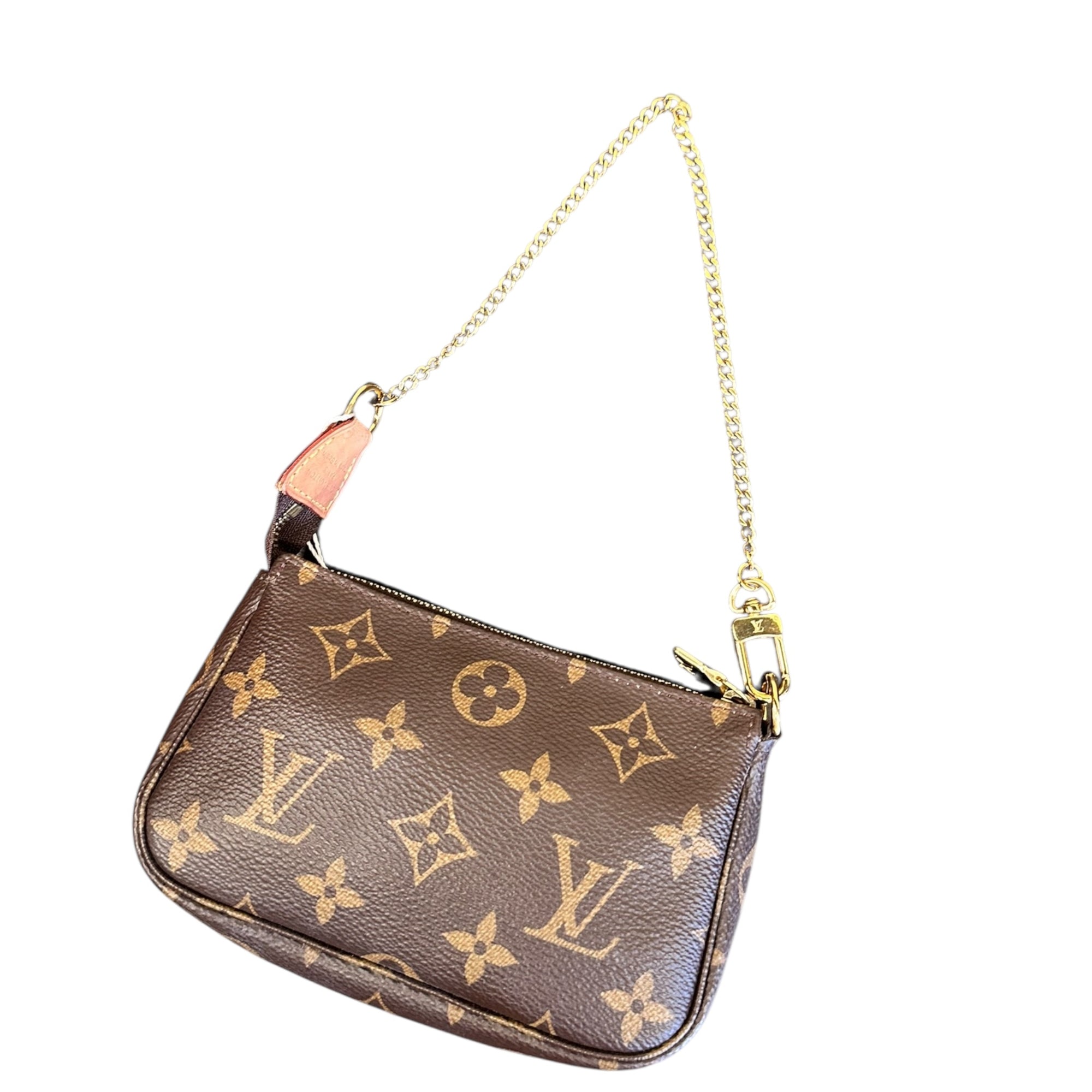 LOUIS VUITTON POCHETTE ACCESSOIRES