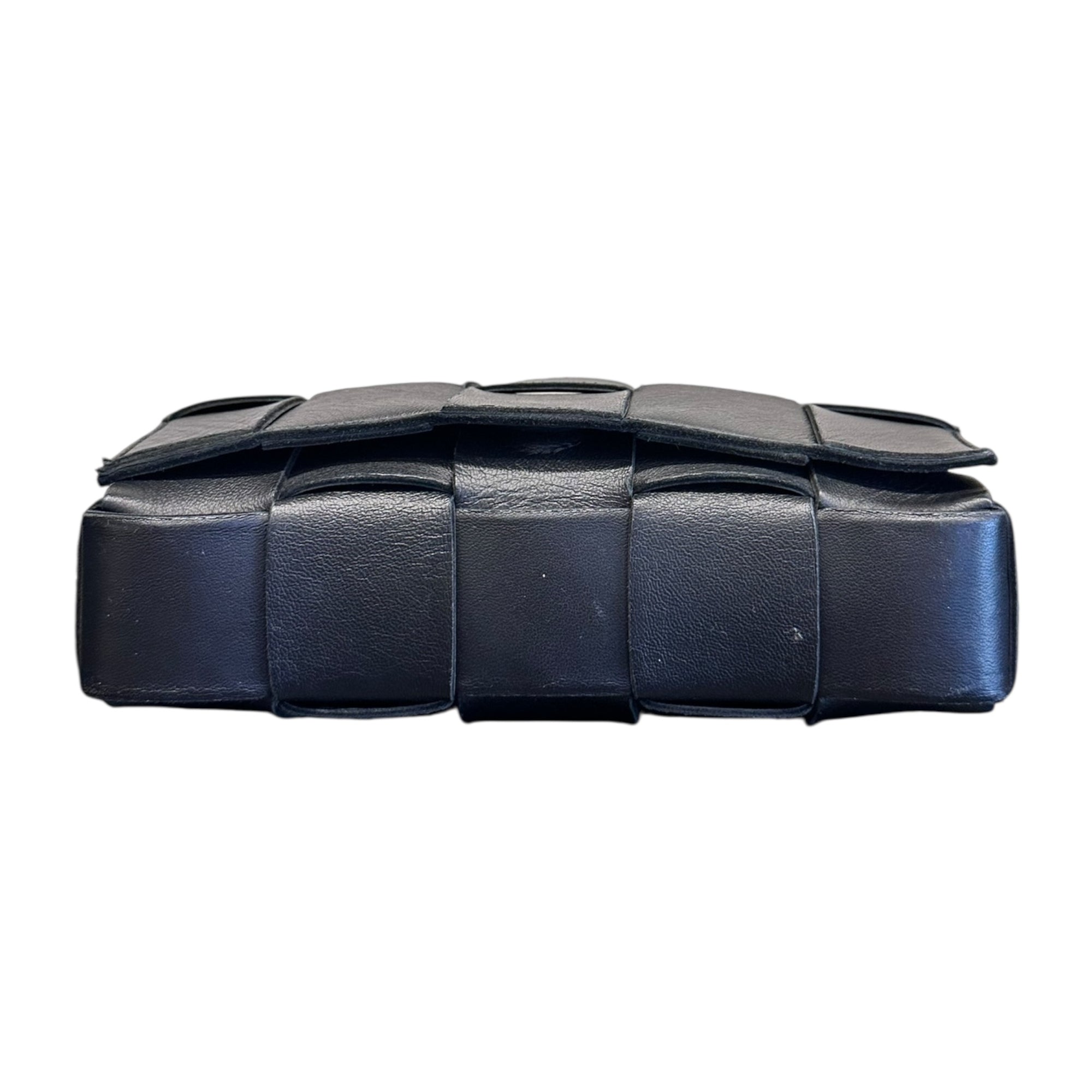 BOTTEGA VENETA CASSETTE