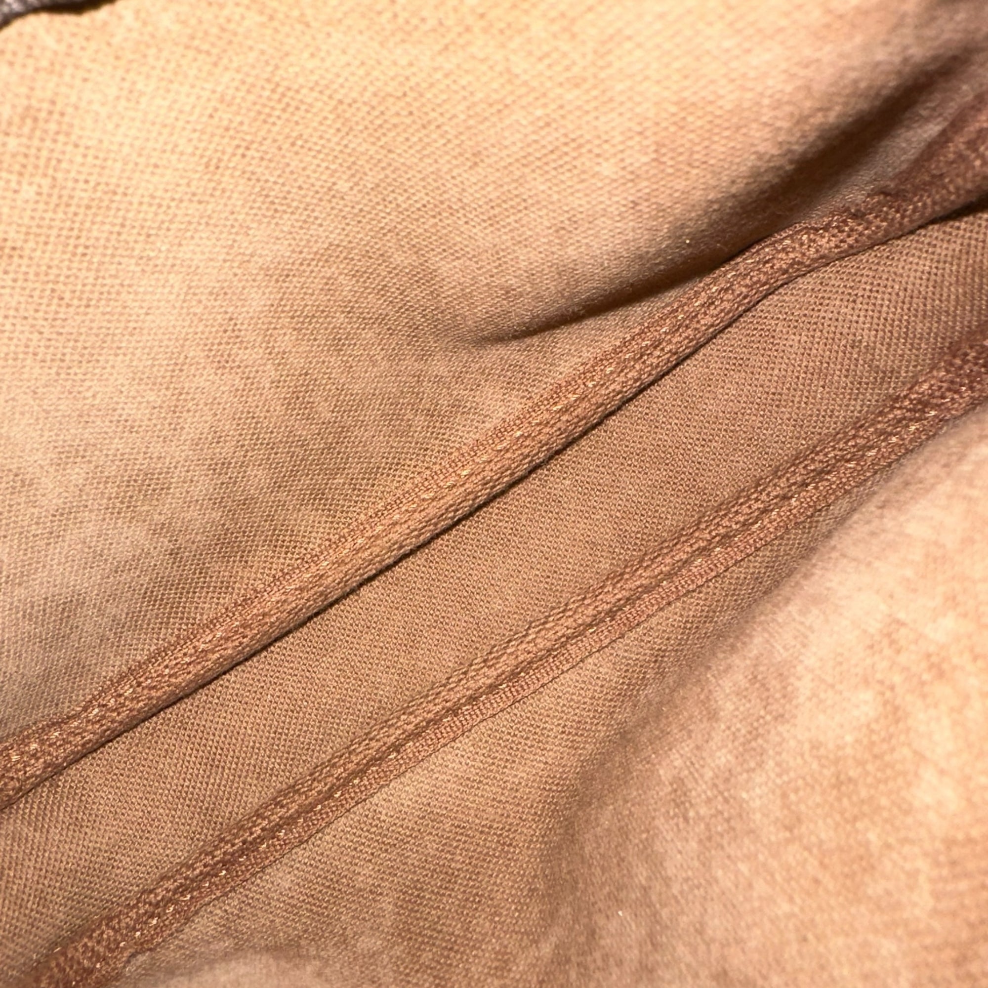 LOUIS VUITTON POCHETTE ACCESSOIRES