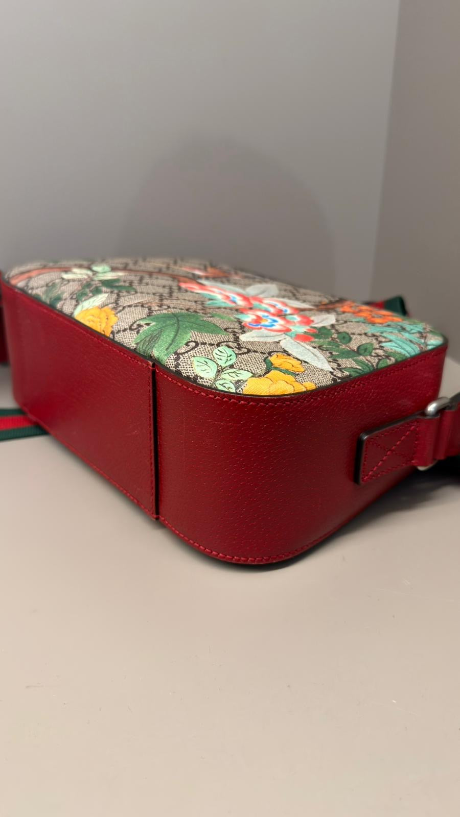 GUCCI CAMERA BAG FLORA