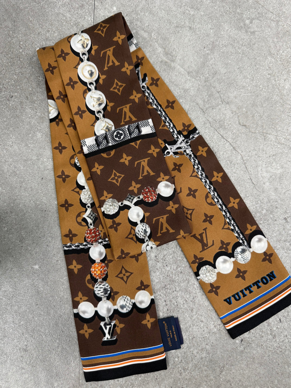 LOUIS VUITTON TWILLY BANDEAU