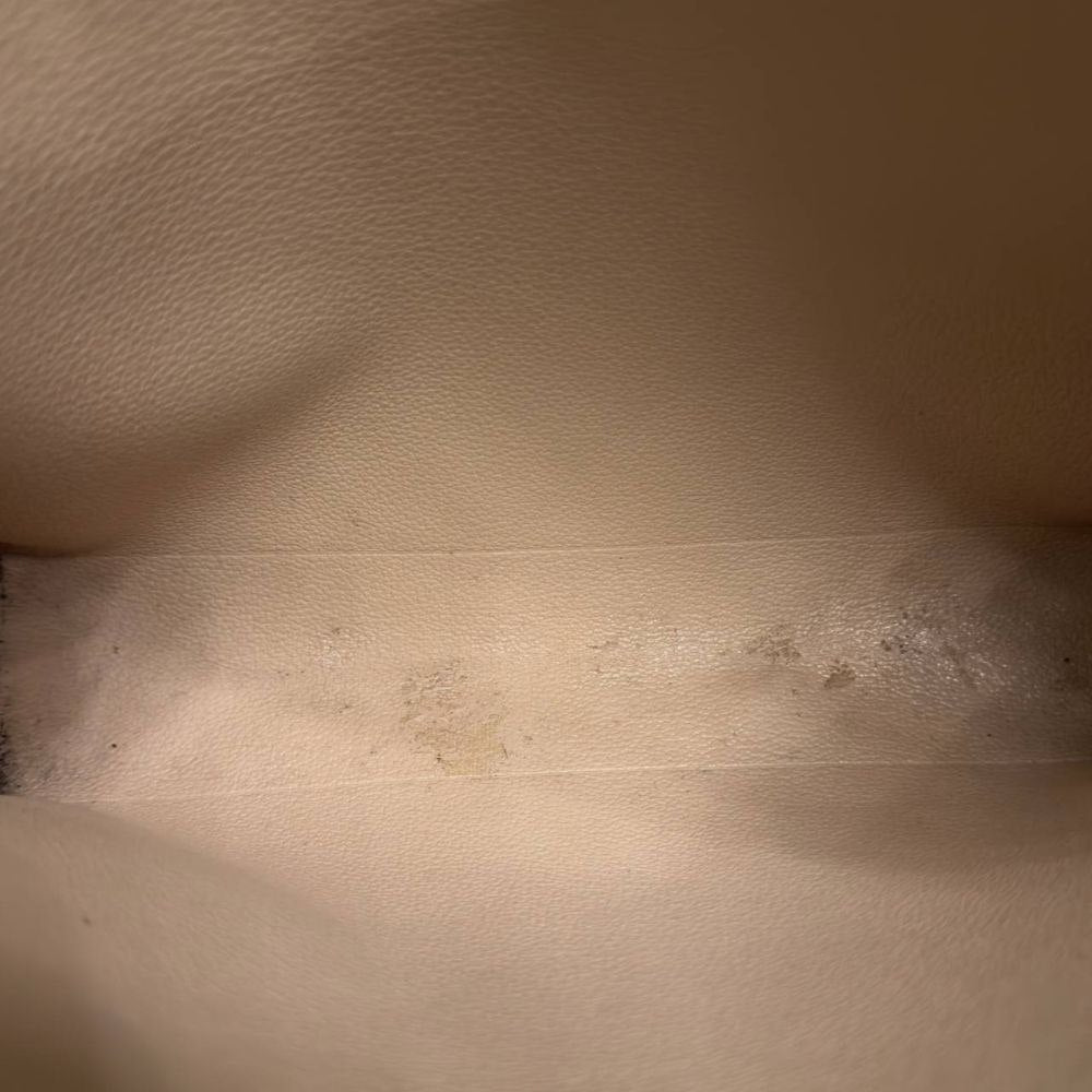Louis Vuitton Pochette Toilette 26